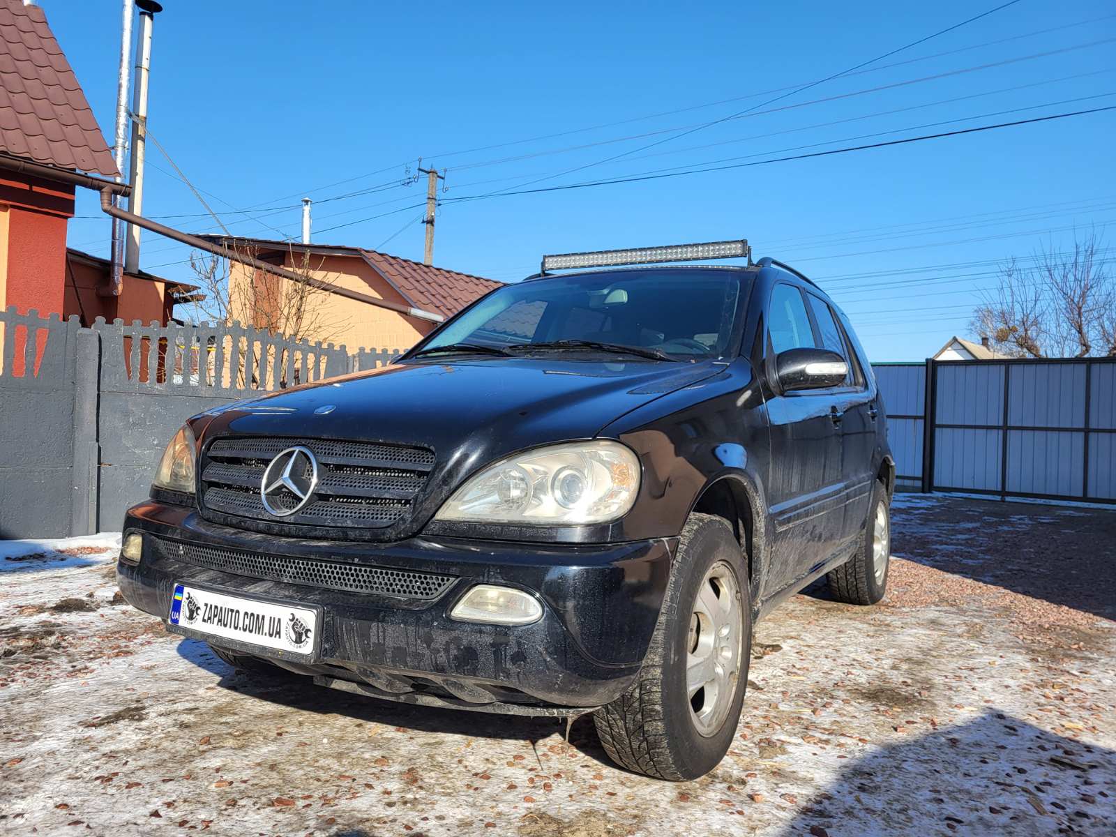 Mercedes-Benz ML 270 (W163) car