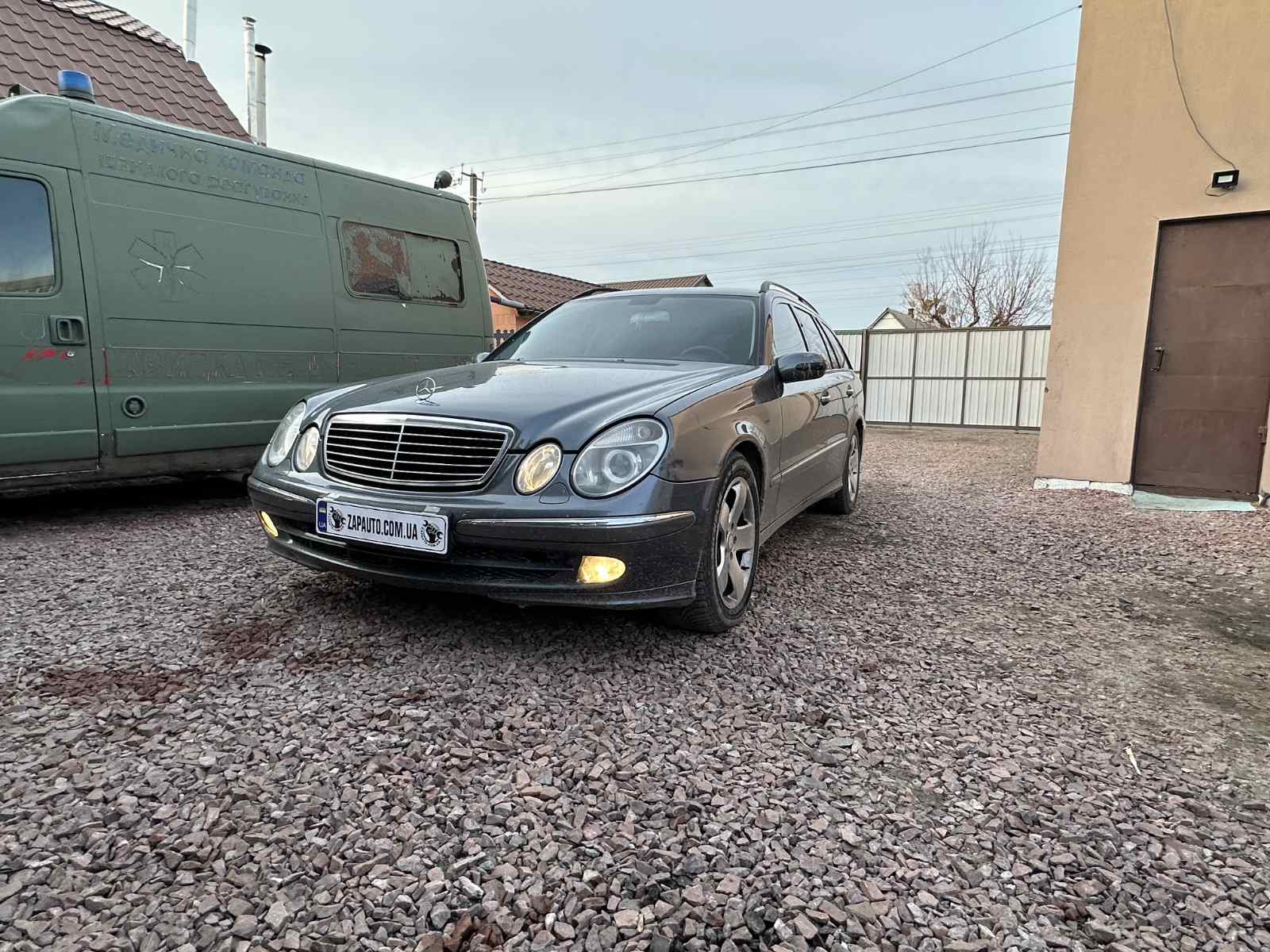 Mercedes-Benz E280 OM642 (W211) car