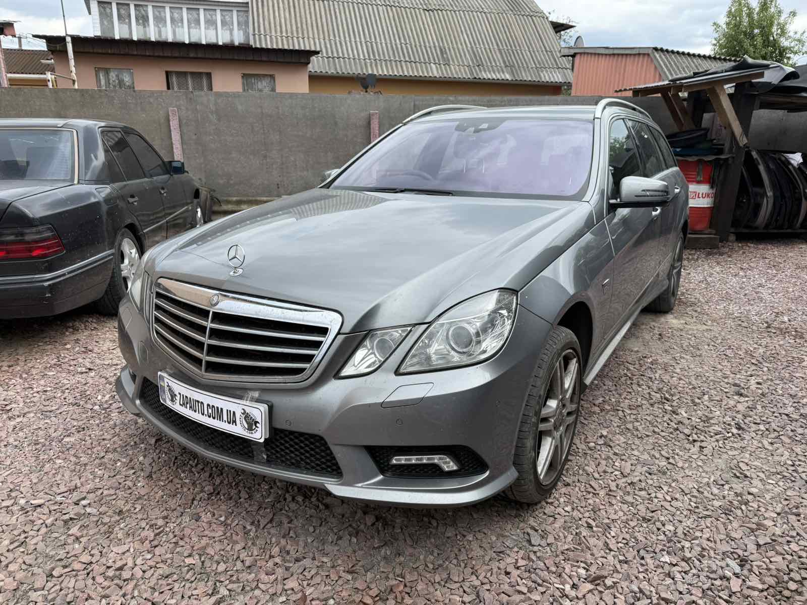 Mercedes-Benz E-class OM642 3.0 (W212) car